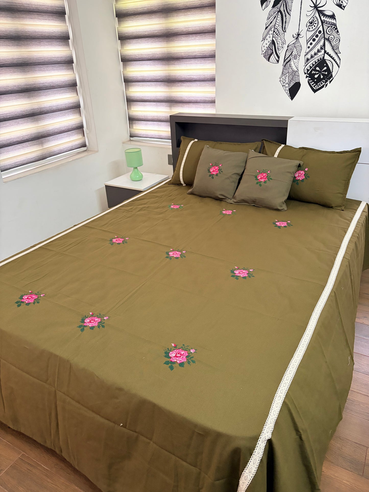 Cross stitch embroidered bedsheet - Queen
