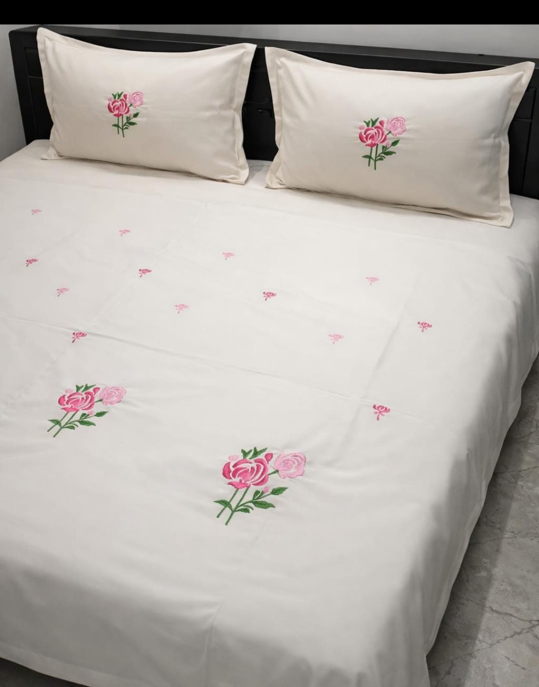 White Rose Embroidered bedsheet