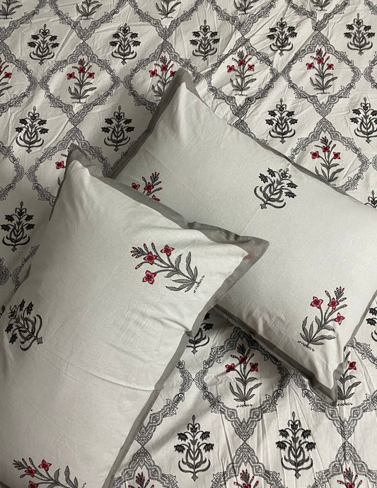 Printed fitted bedsheet- Queen