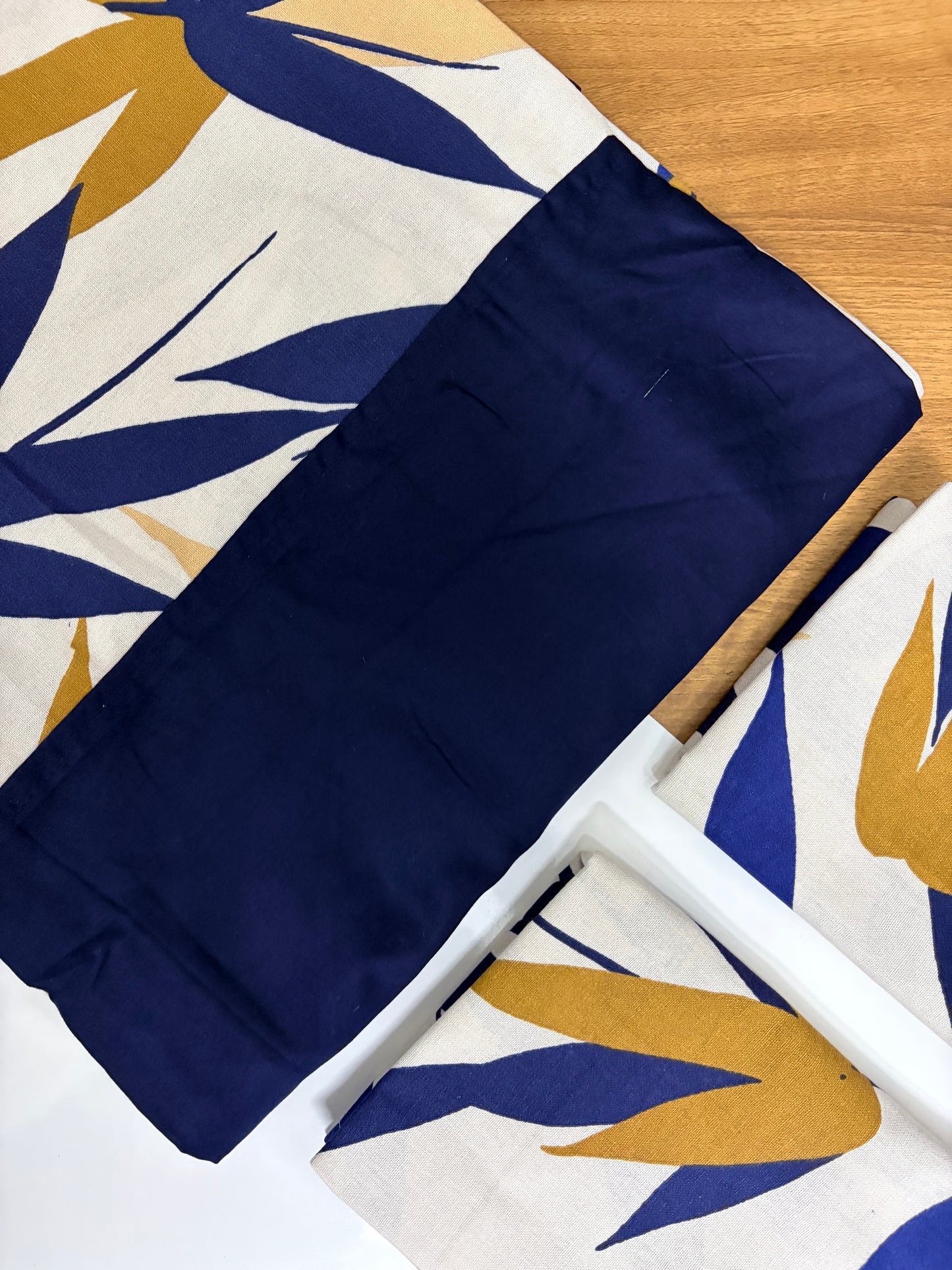 Border bedsheet - Queen