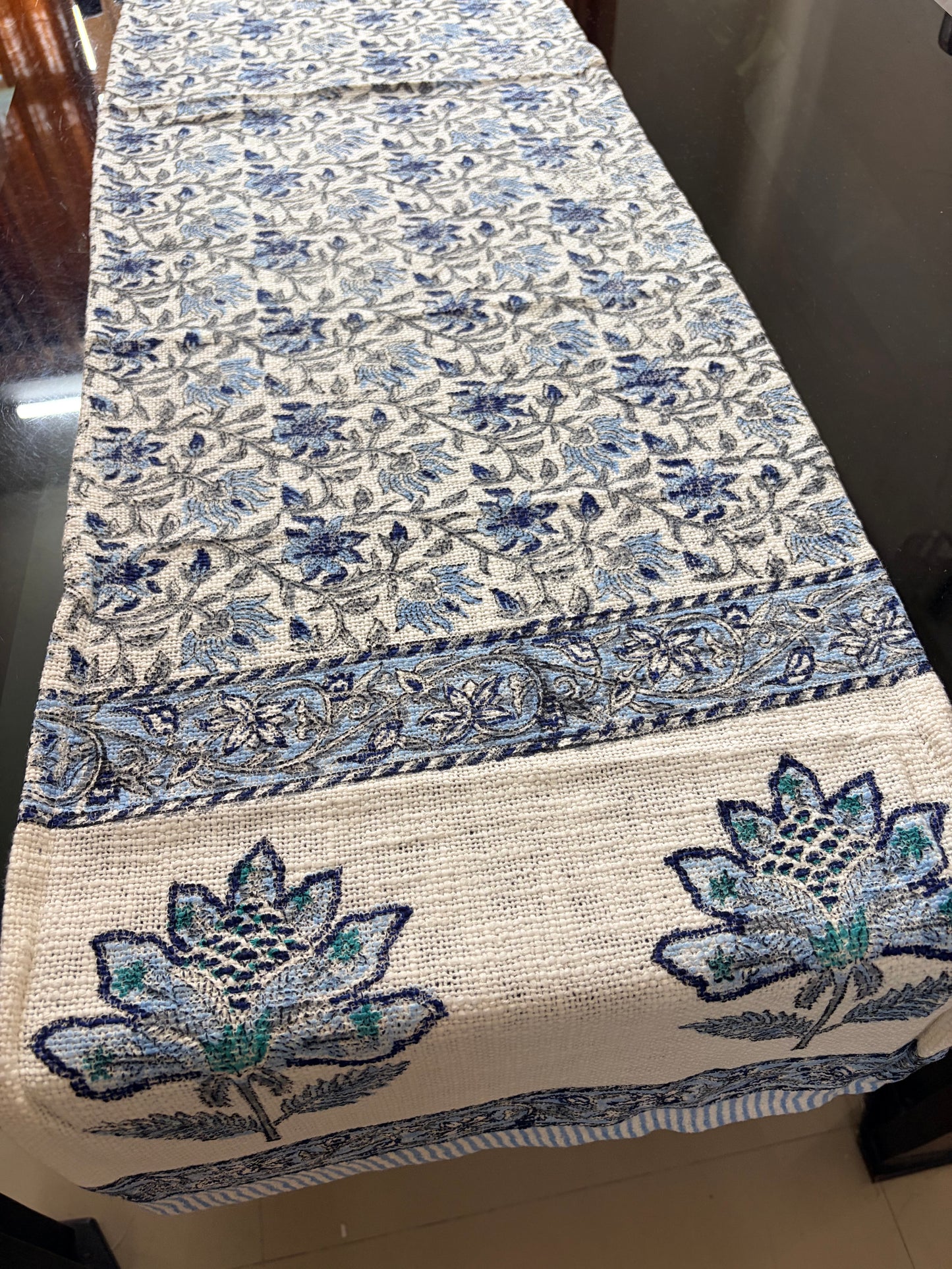 Jute table runner - 70 inches