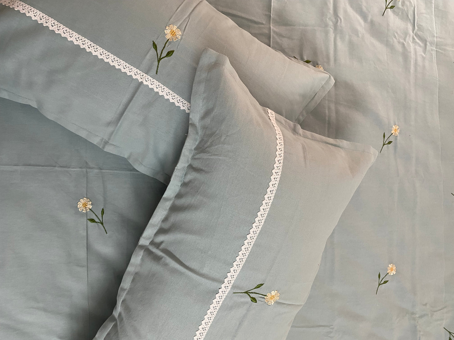 Floral embroidered bedsheet