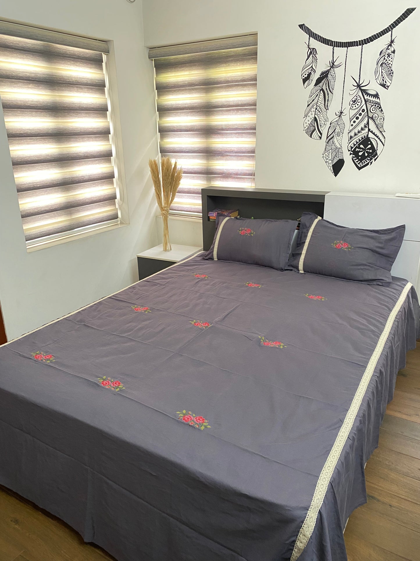 Cross stitch embroidered bedsheet - Queen