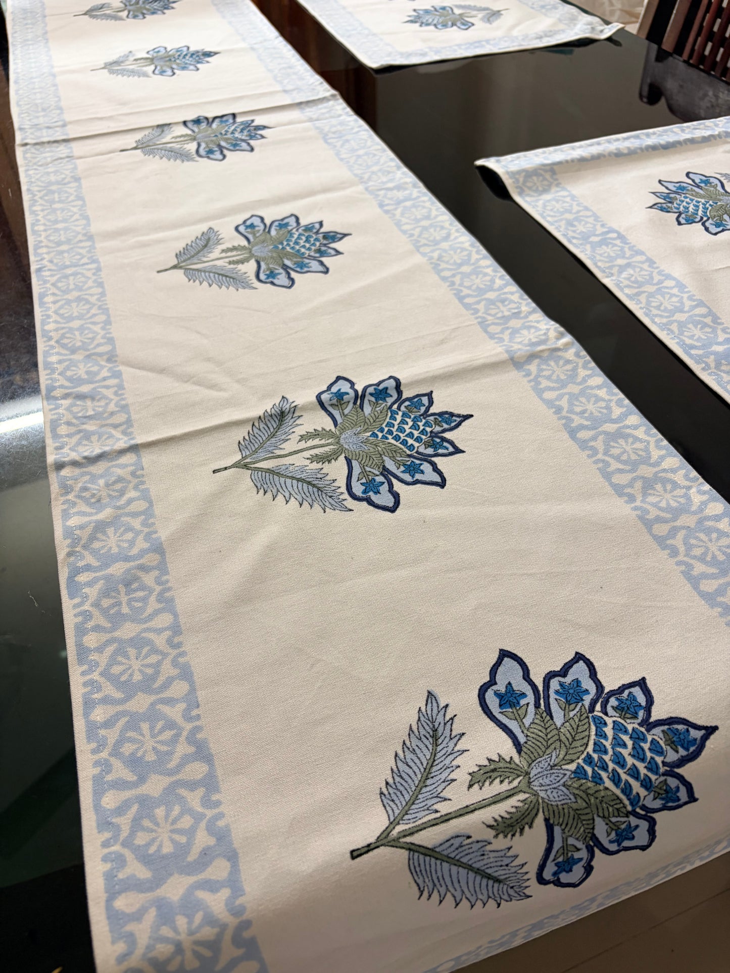 Runner with placemats