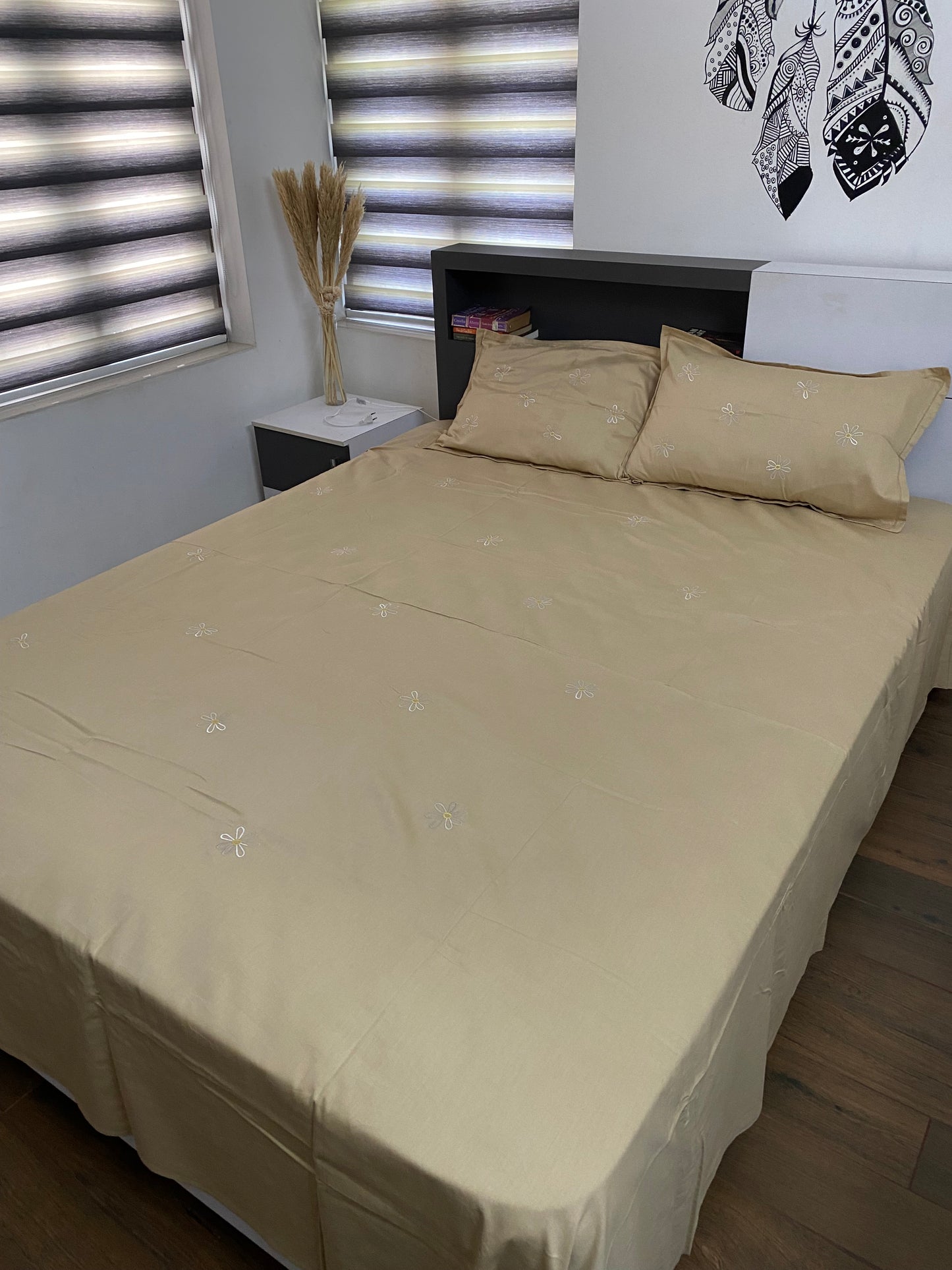 Flower embroidered bedsheet -King