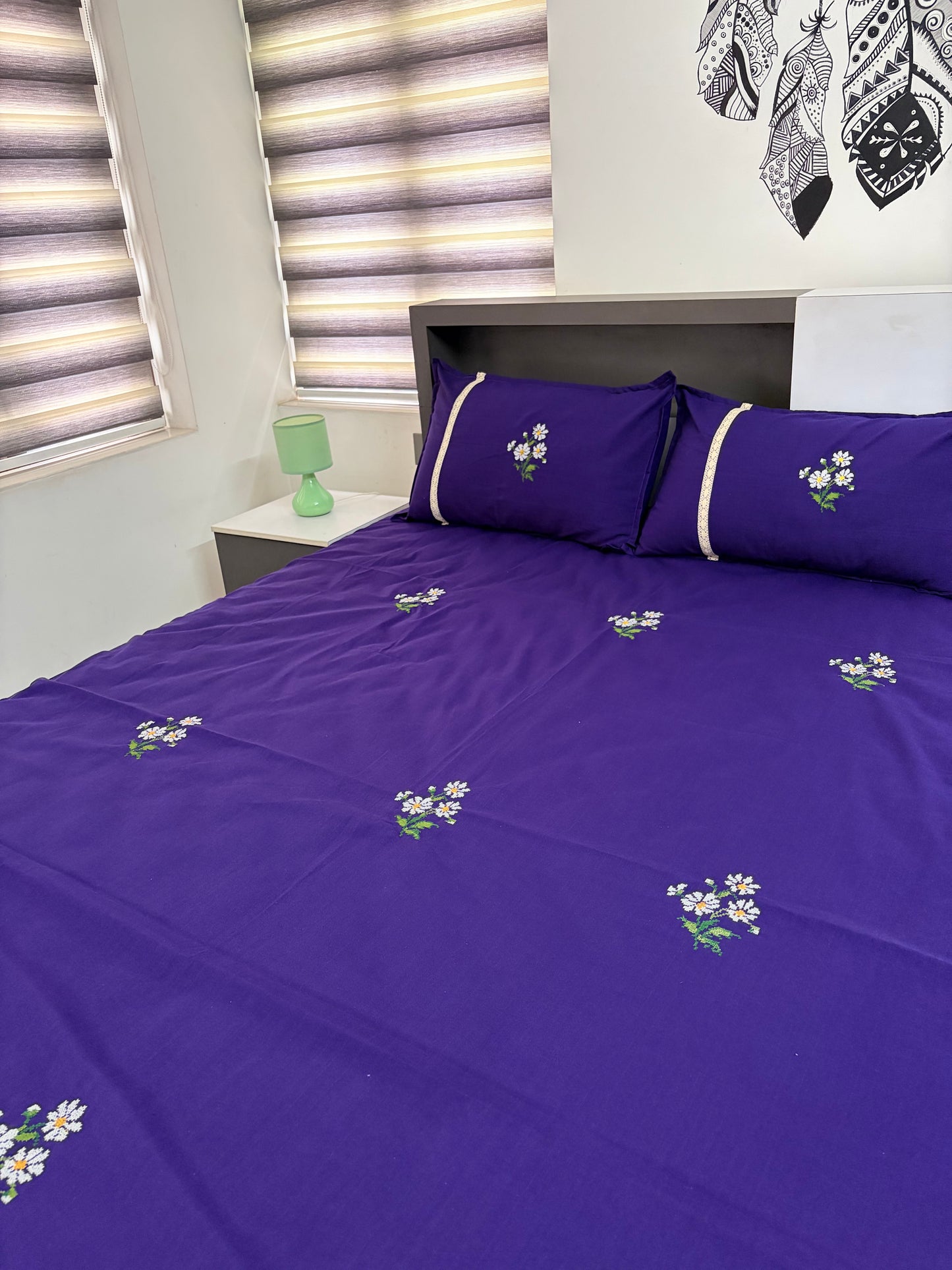 Cross stitch embroidered bedsheet - King