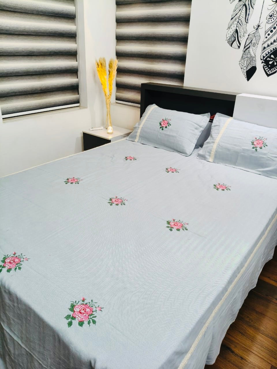 Cross stitch embroidered bedsheet - King