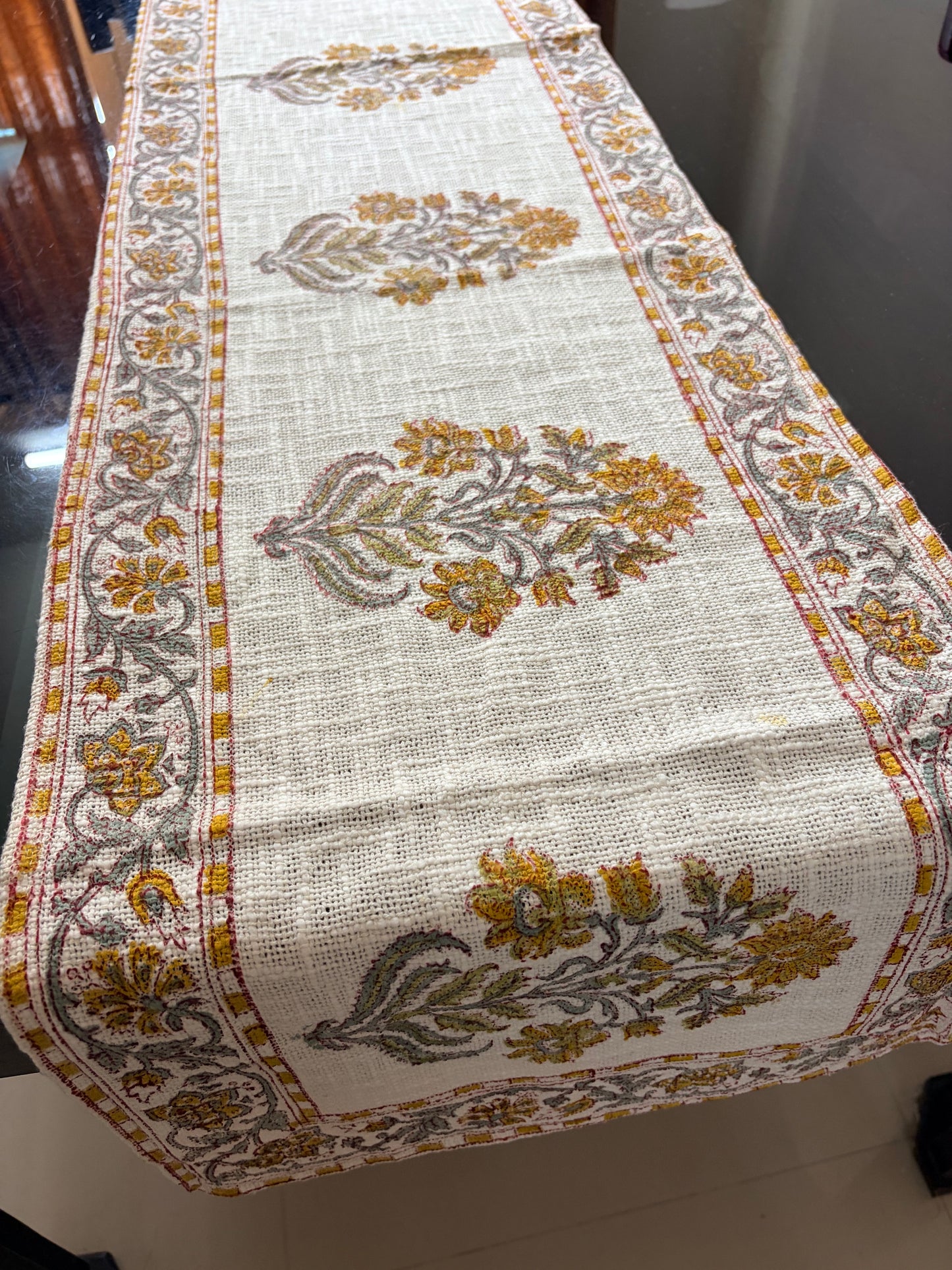 Jute table runner - 70 inches