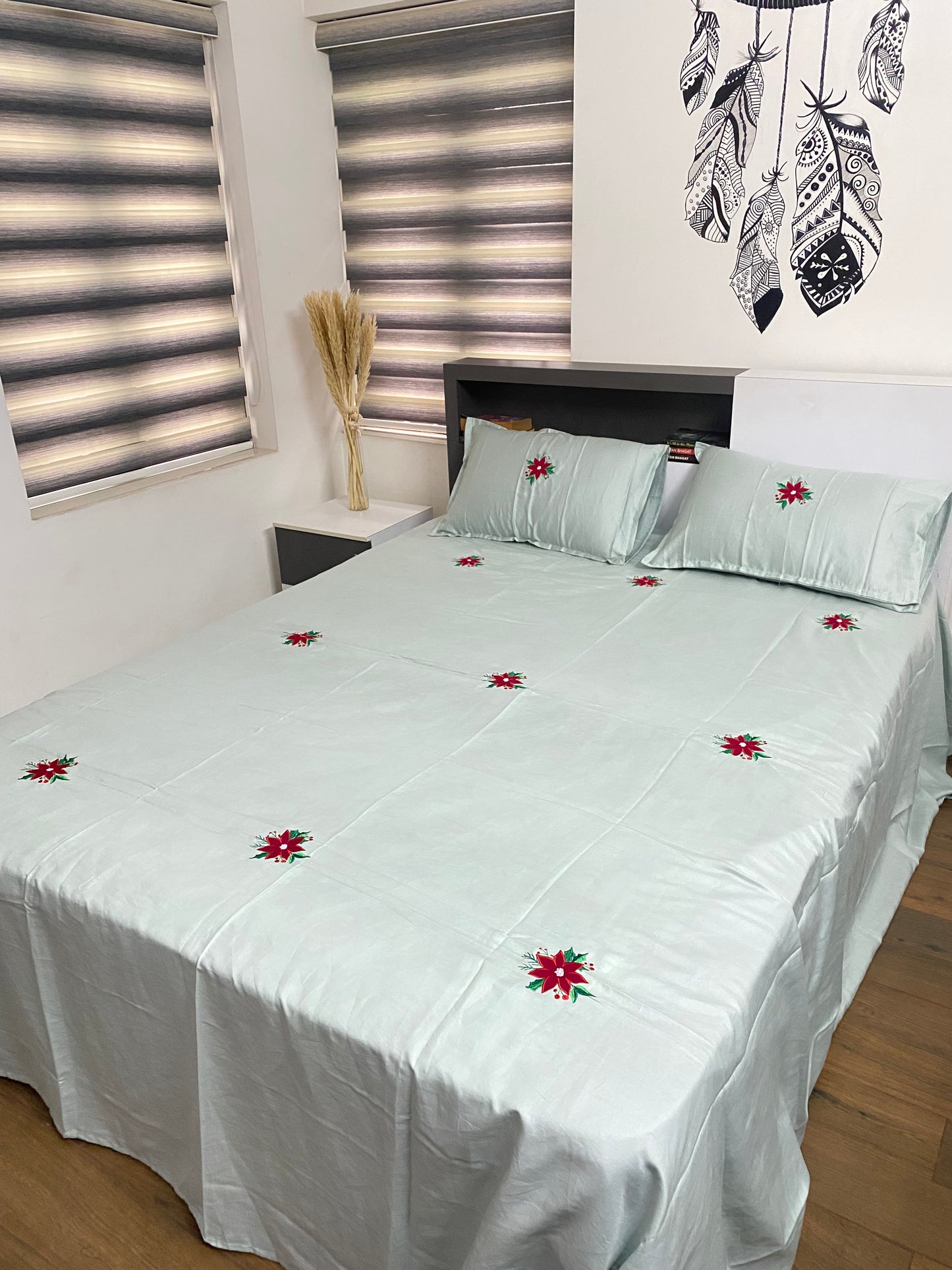 Merry florals- blue- Embroidered bedsheet - king