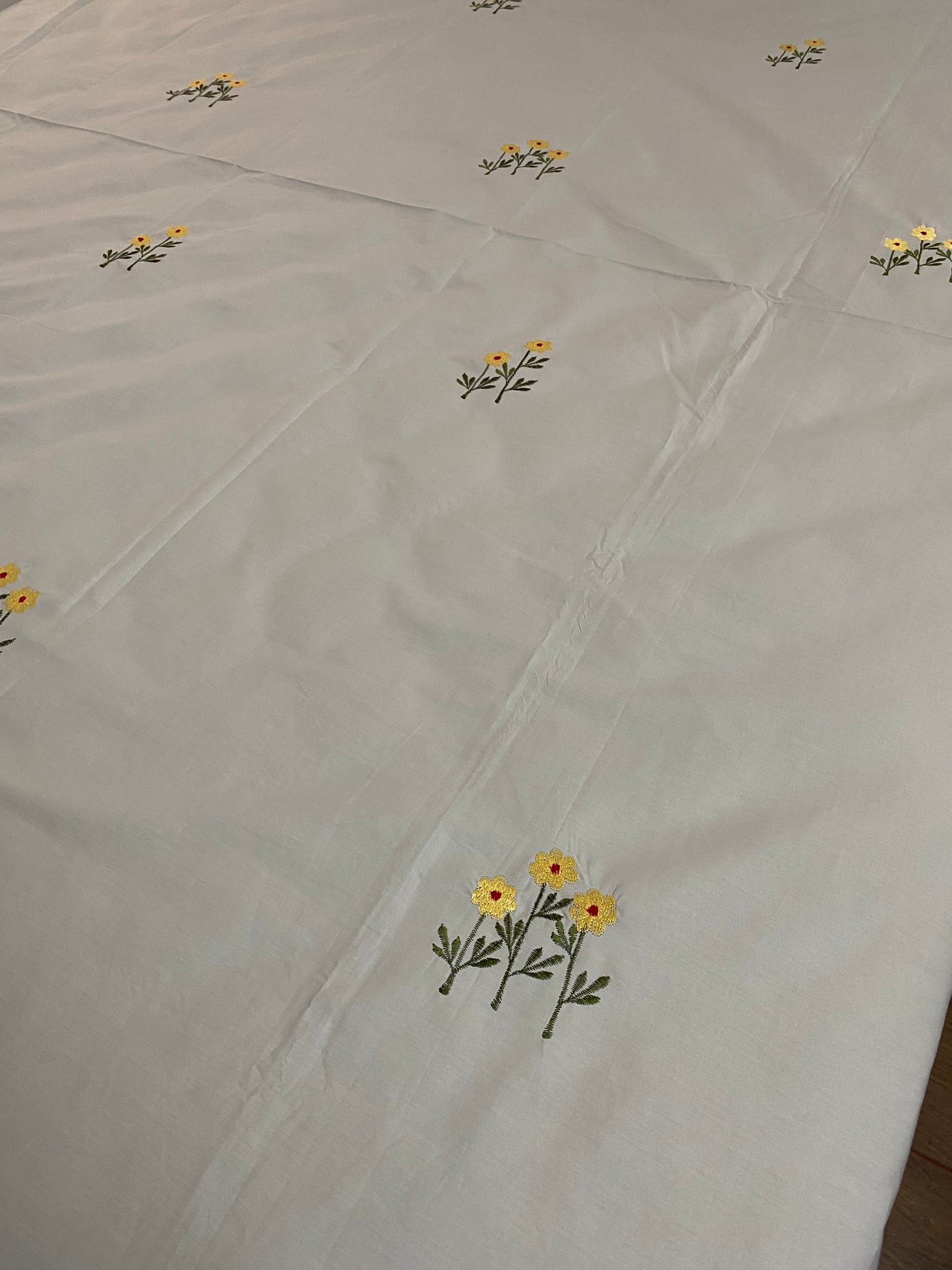 Embroidered soft cotton bedsheet -King